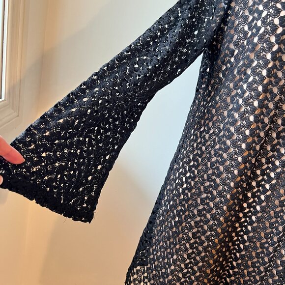Design Lab Black Boho Retro Crochet Mini Dress with Bell Sleeves (L) - Picture 4 of 13